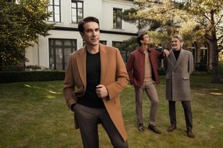 Jesienna moda oparta na długoletnim krawiectwie 