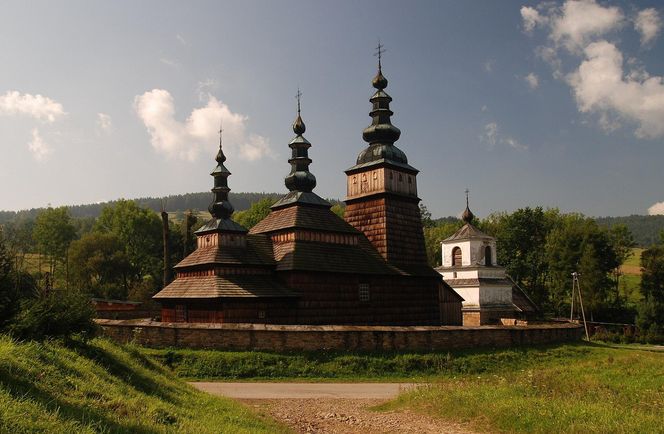 To jedna z najmniejszych wsi w Małopolsce. Zachwyca piękną cerkwią z listy UNESCO 