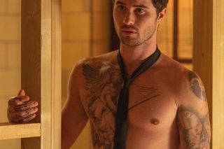 W obsadzie Chase Stokes, Alexader Ludwig i Natalie Alyn Lind.