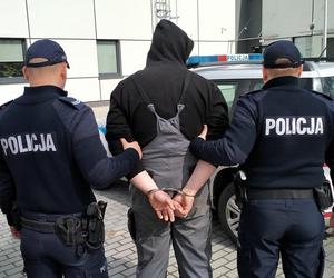 Policjanci rozbili nielegalną fabrykę mefedronu. Było tam 12 kg narkotyków 