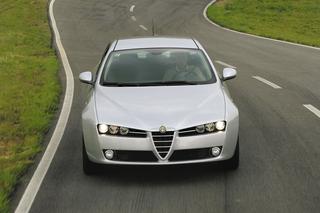Alfa Romeo 159 - nowe samochody dla policji (ZDJĘCIA)