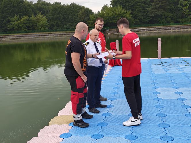 12 nowych ratowników wodnych zasiliło szeregi WOPR RADOM