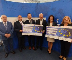 Umowy na dofinansowanie inwestycji w CKiS i Budowlance zostały już podpisane.