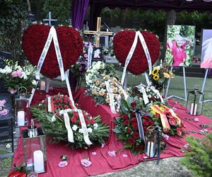 Tak wygląda grób Katarzyny Stoparczyk. Została pochowana na prywatnej uroczystości