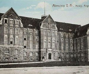 To jeden z najpiękniejszych budynków w Olsztynie. Dawniej pomieszczenia zajmowało m.in. Gestapo