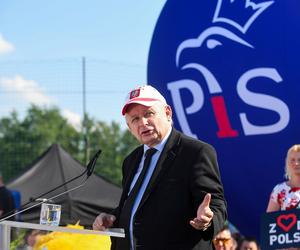 Jarosław Kaczyński na pikniku w Woli Rędzińskiej