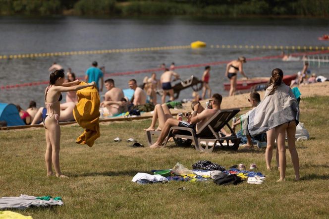 Otwierają popularne kąpieliska we Wrocławiu. Sprawdź, gdzie wybrać się nad wodę