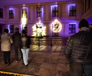  Świąteczny pokaz mappingu na budynku Sejmu w Warszawie,