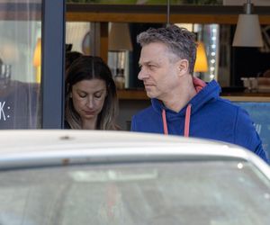 Damięcki i Schejbal wiją wspólne gniazdko? Noszą ciężkie kartony