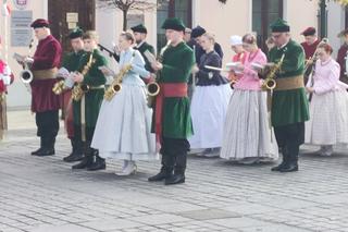 Święto Niepodległości w Żywcu: Obchody 104. rocznicy odzyskania przez Polskę niepodległości