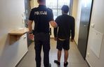 Przewoził w bagażniku dwóch Afgańczyków. Wpadł podczas policyjnej akcji na A2