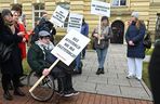 Protest osób z niepełnosprawnościami w Warszawie (3.12.2024)