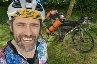 Kamil Lemieszewski: Znany aktor pedałował w majówkę ponad 300 km, żeby pomóc dzieciakom!