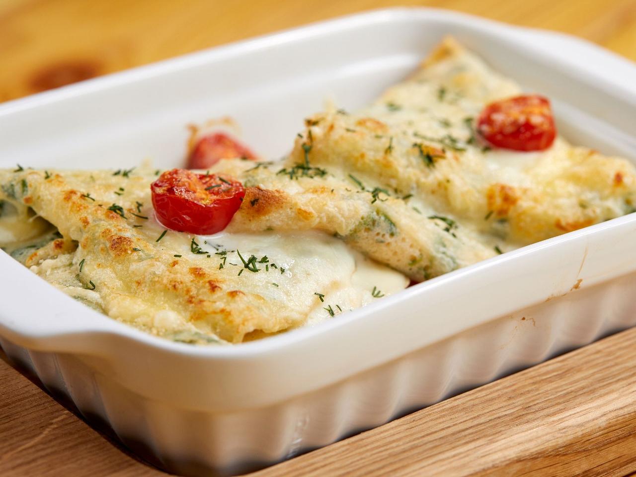 Naleśniki z porem i szynką -  ciekawy smak i sytość w jednym prostym daniu