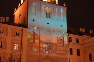 Na fasadzie Wieży Trynitarskiej w Lublinie pokazała się „Legenda o Czarciej Łapie” i „Lubelskim Lipcu ‘80”