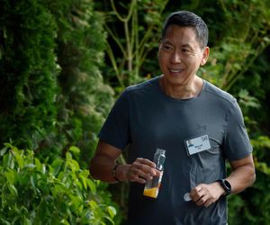 Rusza letni obóz dla miliarderów! Bill Gates ma nietęgą minę, Bezos promienieje