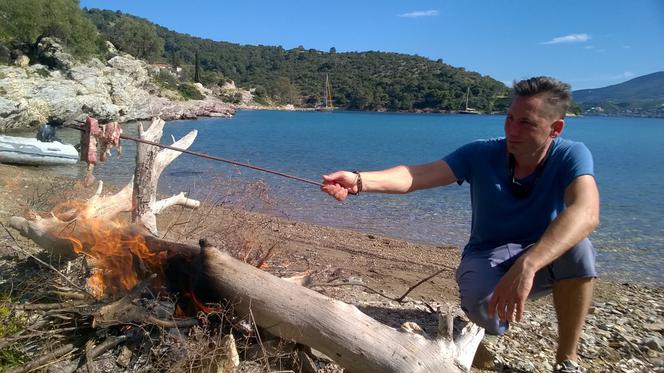 Ognisko na Poros