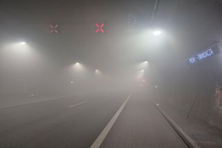 Tunel na Zakopiance został zamknięty. Przeprowadzono specjalną akcję służb ratunkowych