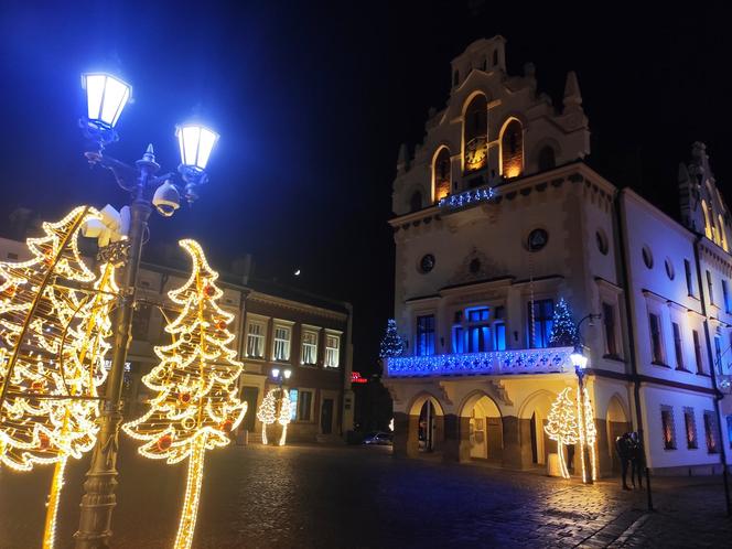 Rzeszów pięknie przybrany na Święta Bożego Narodzenia  [ZDJĘCIA]