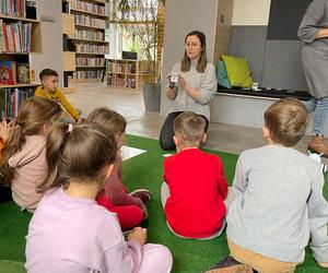 W tym miejscu zrobisz coś więcej niż pożyczenie książki. Bioteka obchodzi 2. urodziny! 