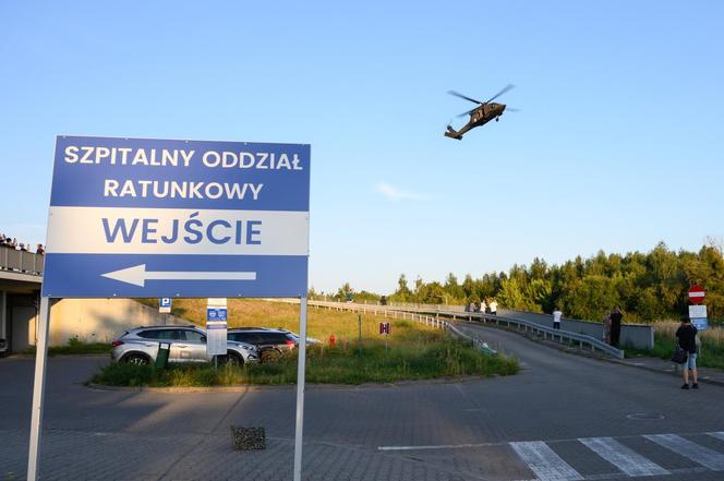 Black Hawk na lądowisku SOR w Poznaniu