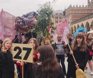 Wąchocki smok URIEL zachwycił w Krakowie. II miejsce na Wielkiej Paradzie 