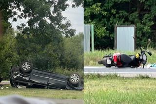 Koszmarny wypadek pod Sierpcem. Motorowerzysta zderzył się z samochodem osobowym. Jedna osoba w szpitalu