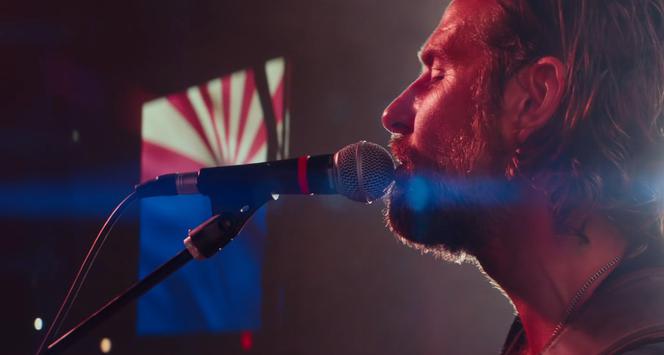 Narodziny gwiazdy, zwiastun: Lady Gaga i Bradley Cooper w "A Star Is Born" / kadry z trailera