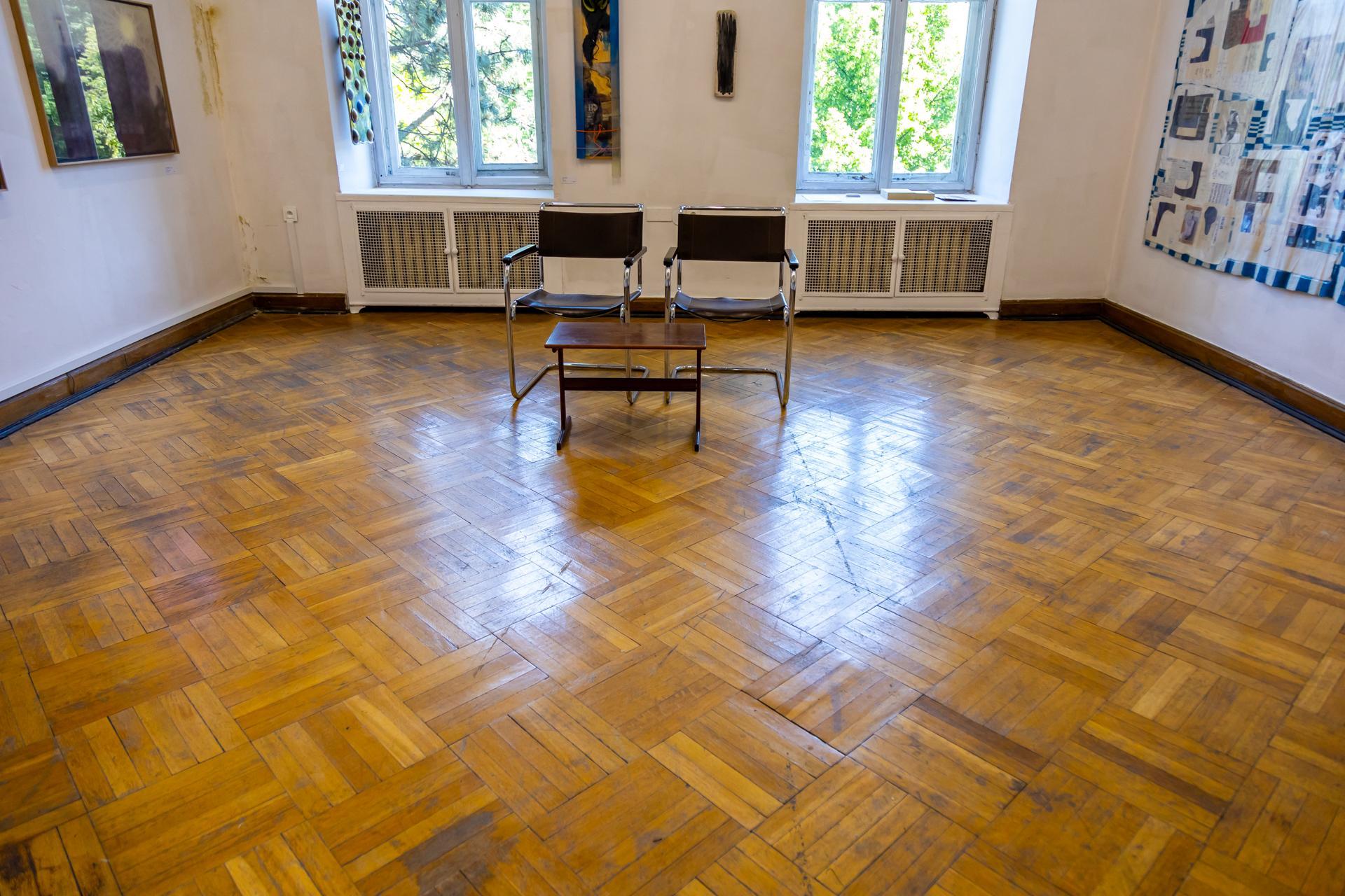 NADA Villa czyli Willa Gawrońskich w Warszawie - zdjęcia wnętrz zabytkowego pałacu i byłej ambasady