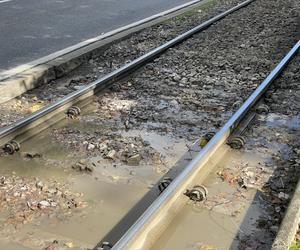 Torowisko na al. Waszyngtona jest w krytycznym stanie. Tramwajarze odkładają remont