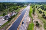 Trwa remont gierkówki w województwie  śląskim. Drogowcy układają nawierzchnię