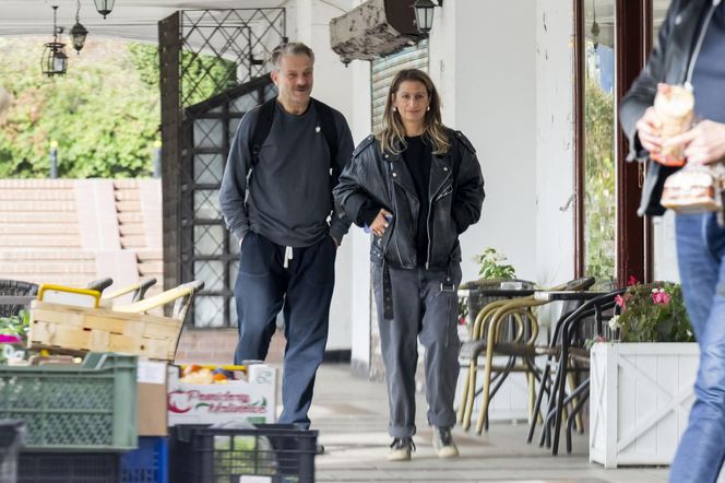 Grzegorz Damięcki i Magdalena Schejbal na spacerze