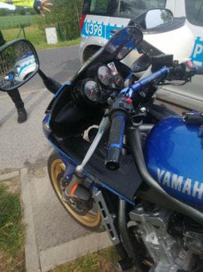 Pijany motocyklista uderzył w barierki 