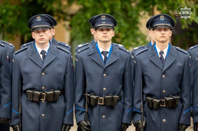Policjantki i policjanci złożyli ślubowanie. 126 funkcjonariuszy zasiliło śląski garnizon