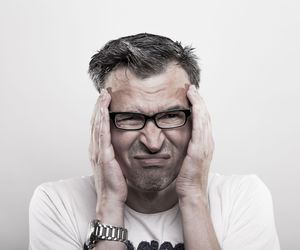 Zakrzepowe zapalenie zatoki esowatej: przyczyny, objawy, leczenie