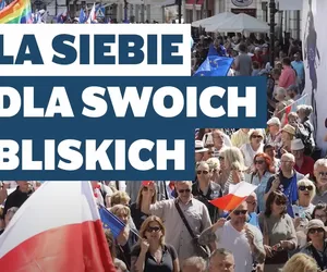 Marsz 4 czerwca. Do Warszawy zwiozą ludzi autokarami. Jak dotrzeć na marsz Tuska?