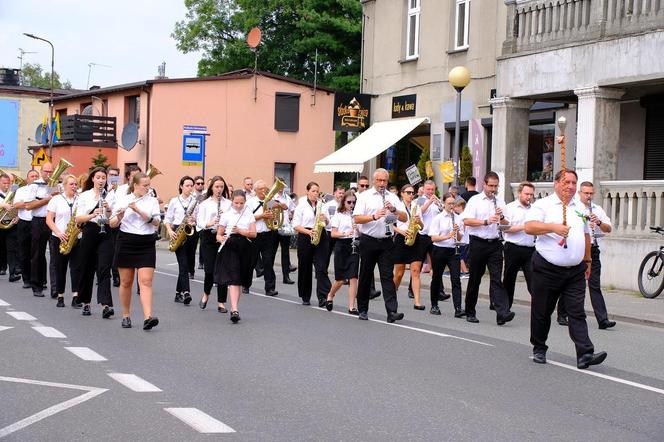 Święto plonów w katowickim Podlesiu. Katowickie dożynki na zakończenie wakacji