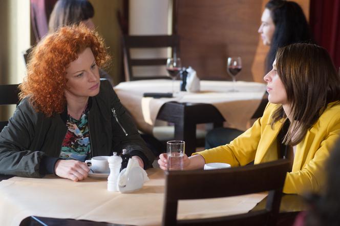 Na Wspólnej, odc. 2912. ROma (Kamila Kamińska), podróżniczka (Zuzanna Wierzbińska)