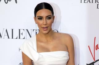 Perfekcyjne smookey eye BEZ użycia cieni! Makijażysta Kim Kardashian zdradza sekret