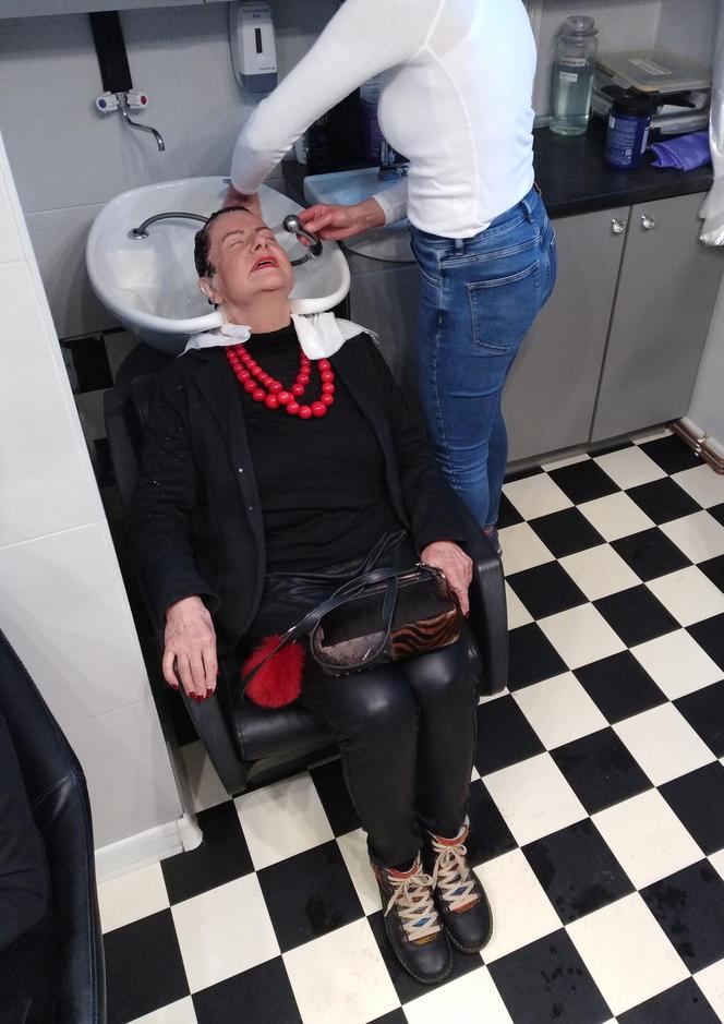 Joanna Senyszyn u fryzjera zrobiła się na bóstwo