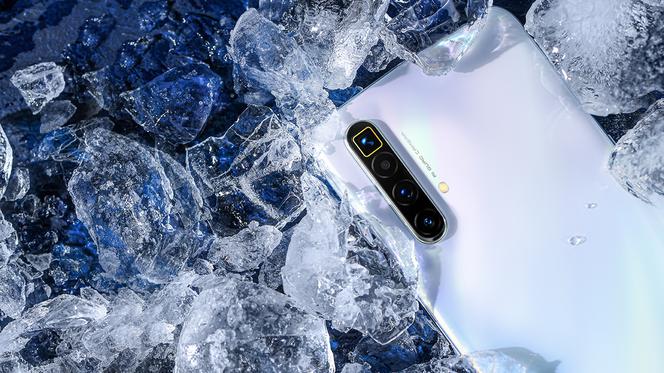  Realme X3 SuperZoom