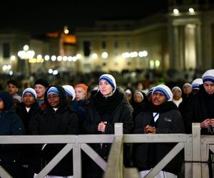 Najnowszy komunikat Watykanu o stanie zdrowia papieża. „Rokowania pozostają ostrożne”