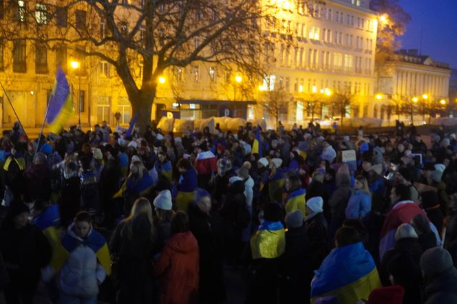 Manifestacja w trzecią rocznicę wybuchu wojny w Ukrainie