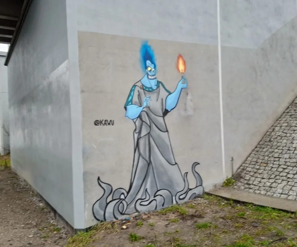 Mural od Kawu na wiadukcie na Niestachowskiej. Tym razem to disneyowski Hades