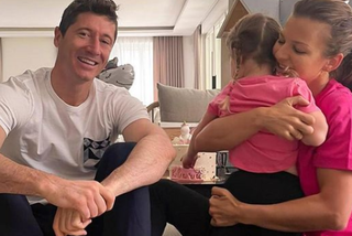 Lewandowscy wyprawili Klarze urodziny jak z bajki! Gigantyczny tort, baśniowa sceneria