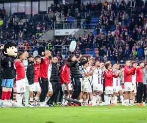 Górnik Zabrze demoluje Legię Warszawa i jest liderem
