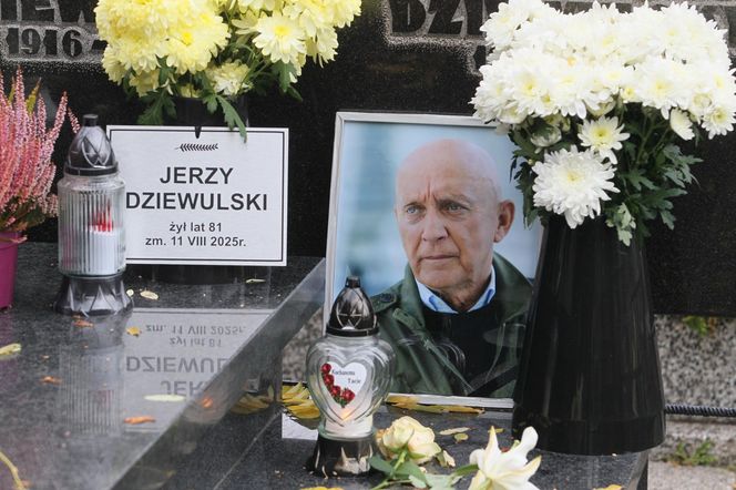 Tak wygląda grób byłego posła Jerzego Dziewulskiego