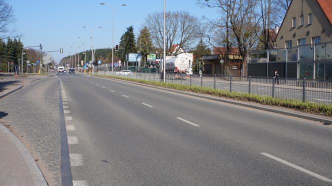 To najdłuższa ulica w Olsztynie. Przebiega aż przez trzy osiedla. Zaskakujące, ile ma metrów!