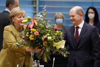 Olaf Scholz nowym kanclerzem Niemiec. Ile zarobi następca Merkel? 