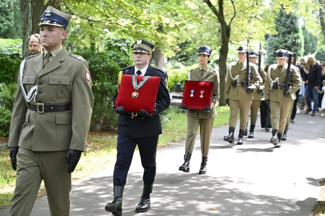 Tadeusz Rolke pogrzeb. Monika Olejnik z partnerem